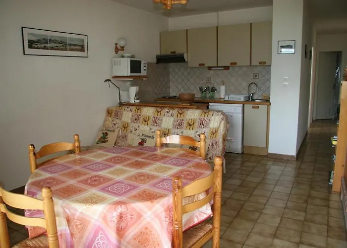 Apartment La Marmotte Font-Romeu-Odeillo-Via